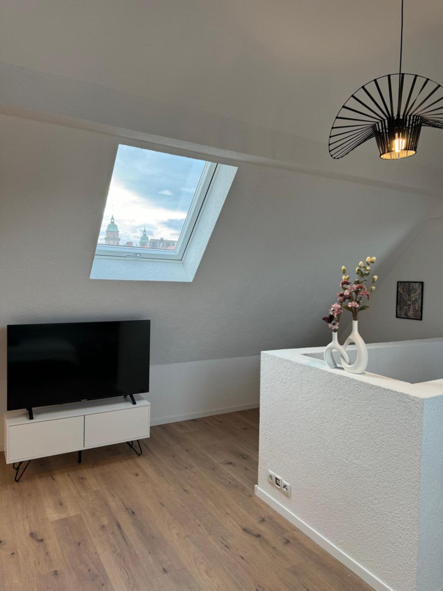 Dachgeschosstraum Apartment Фройденщат Екстериор снимка