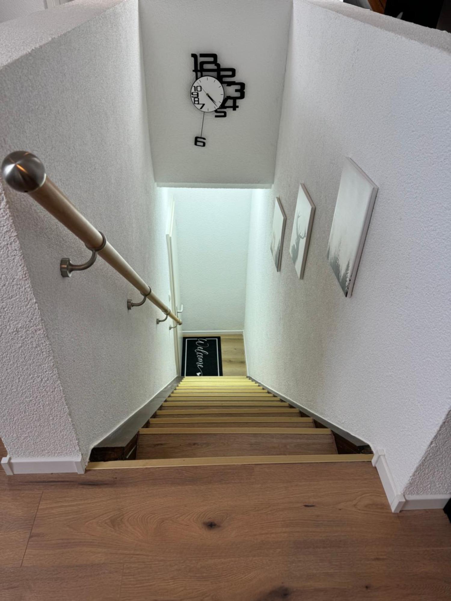 Dachgeschosstraum Apartment Фройденщат Екстериор снимка