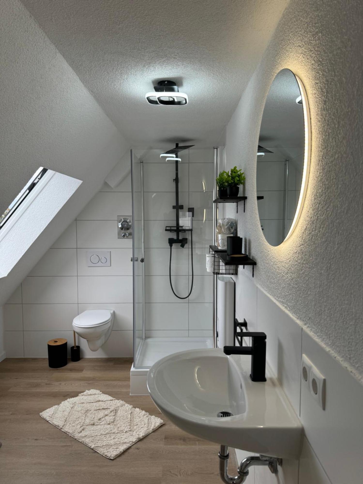 Dachgeschosstraum Apartment Фройденщат Екстериор снимка